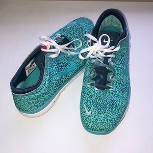 Blue Nike Free Tr Fit 4